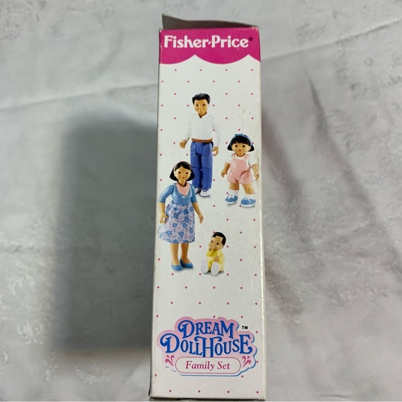 New Vintage 1990 Fisher Price Dream Dollhouse Brunette Family set of 4 NIB Rare - Picture 4 of 17